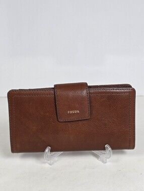 Fossil Logan Snap Tab Clutch Brown Leather Wallet